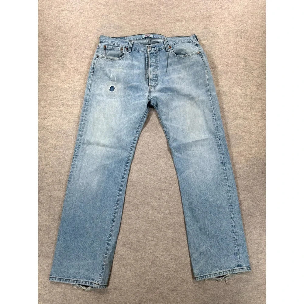 Levis 501 Original Fit Straight Jeans Men 36x32 Blue Denim Light Wash Button Fly